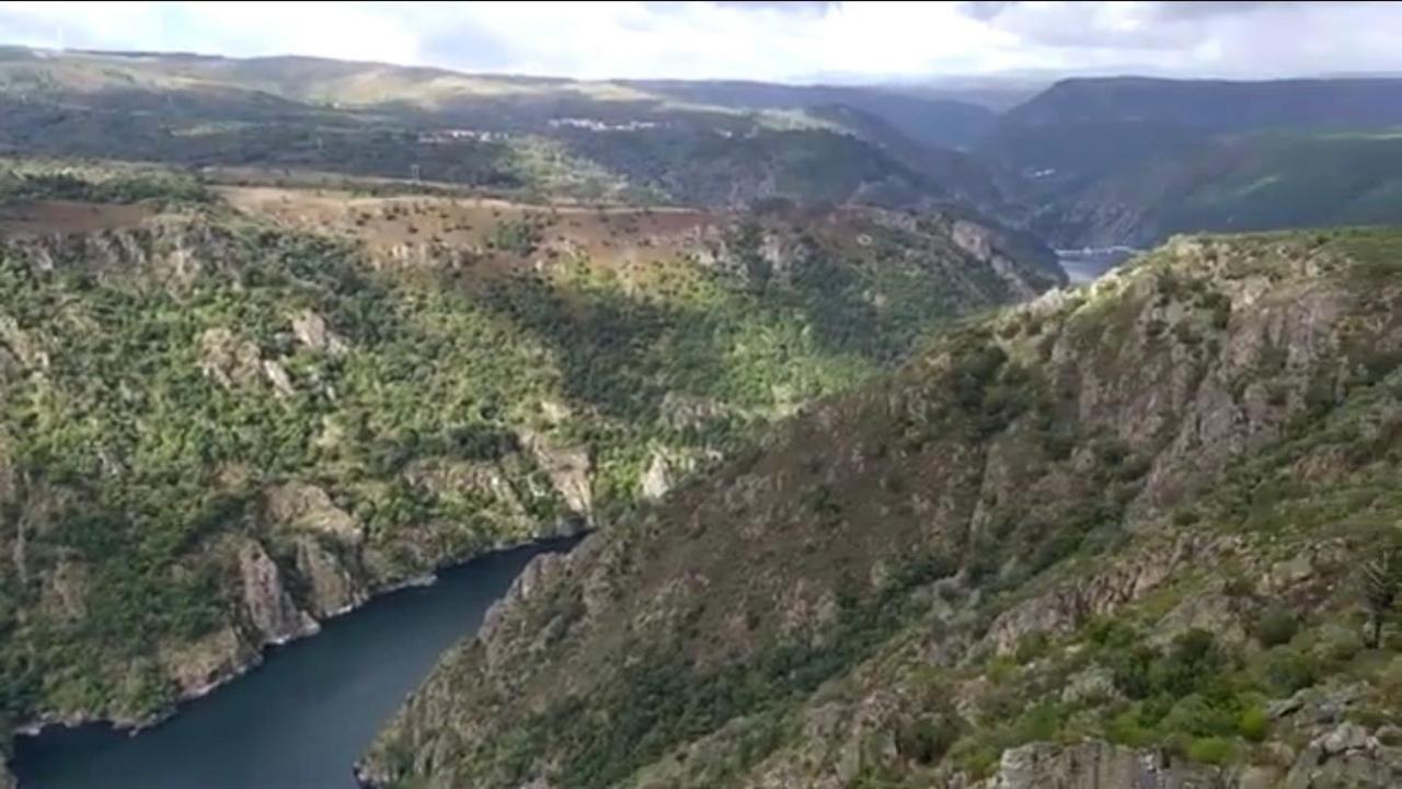 Casa Bolmente A Ver En La Ribeira Sacra. 索尔波 外观 照片